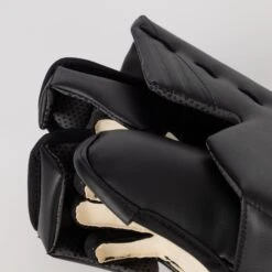 Bauer GSX Junior Goalie Blocker S23 -Bauer bauer blockers bauer gsx junior goalie blocker s23 30444741853250