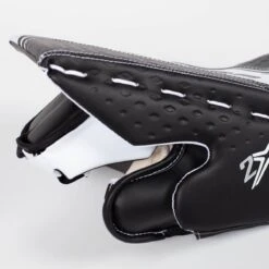 Bauer Vapor 2X Senior Goalie Blocker 16 Bauer Vapor 2X Senior Goalie Blocker -Bauer bauer blockers bauer vapor 2x senior goalie blocker 5427546193986