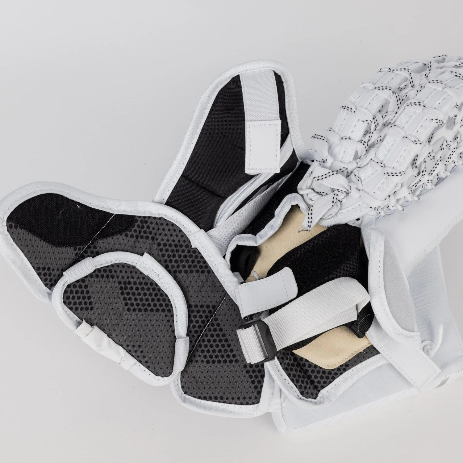 Bauer GSX Junior Goalie Catcher S23 11 Bauer GSX Junior Goalie Catcher S23 - Image 9