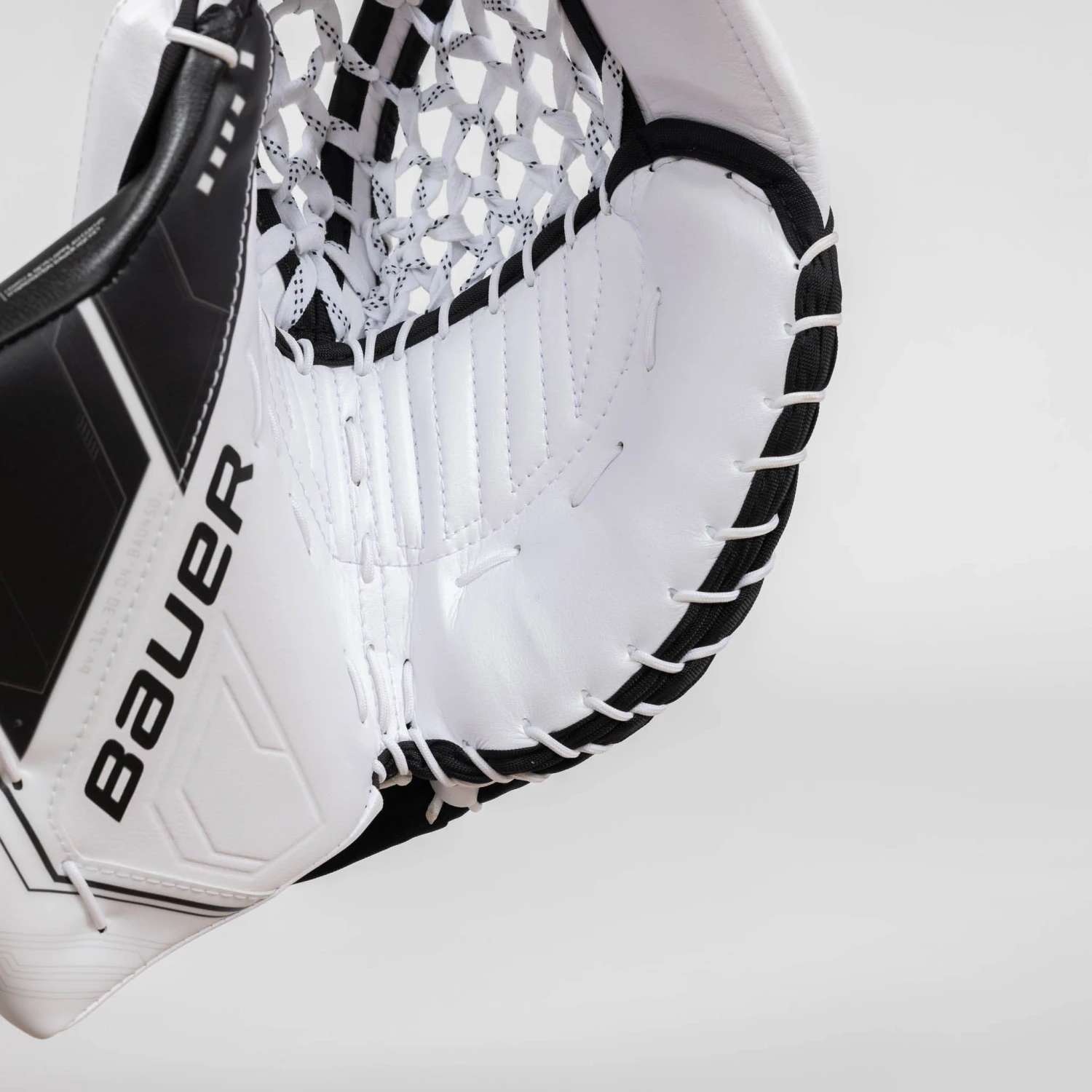 Bauer Supreme Mach Senior Goalie Catcher 8 Bauer Supreme Mach Senior Goalie Catcher - Image 6