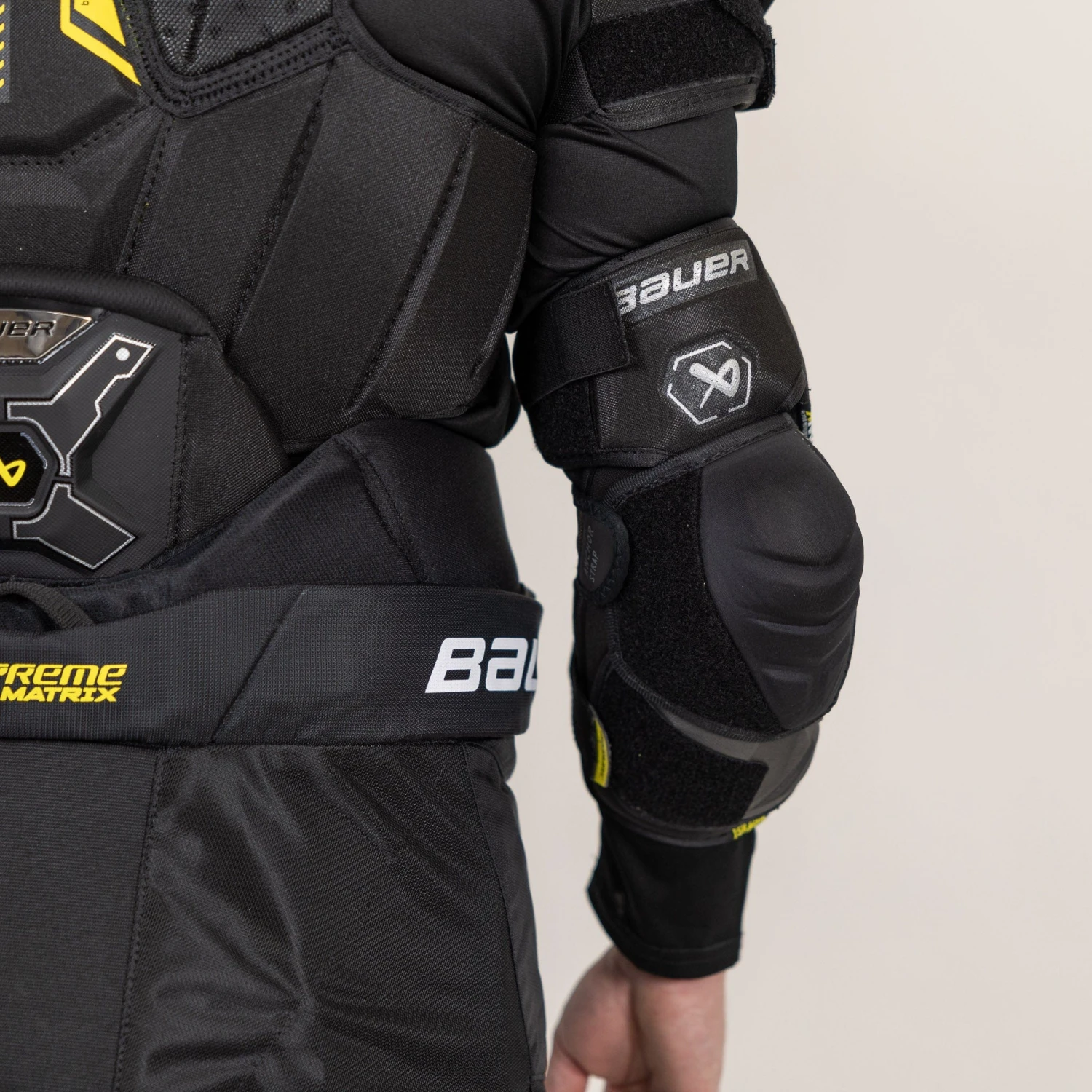 Bauer Supreme Matrix Intermediate Hockey Pants 11 Bauer Supreme Matrix Intermediate Hockey Pants - Image 9