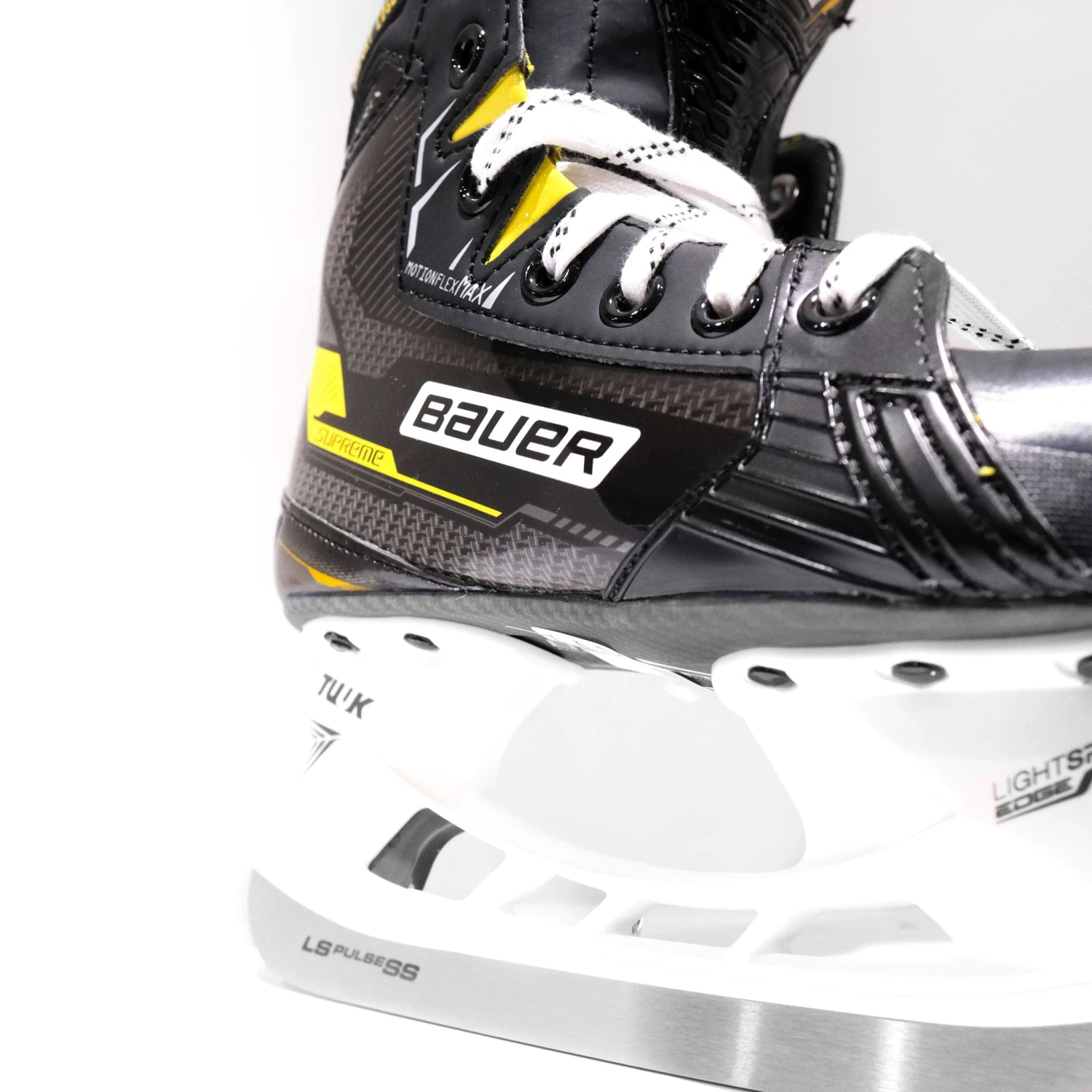 Bauer Supreme Matrix Junior Hockey Skates (2021) 5 Bauer Supreme Matrix Junior Hockey Skates (2021) - Image 3