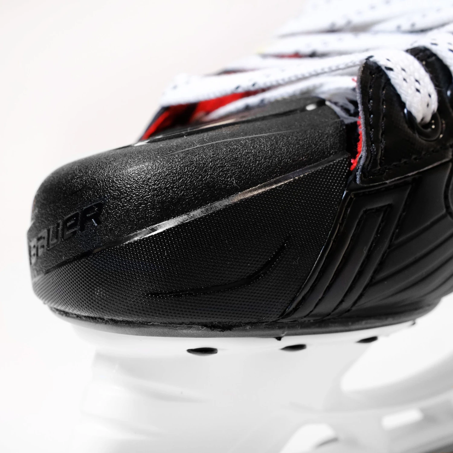 Bauer Vapor Velocity Intermediate Hockey Skates 9 Bauer Vapor Velocity Intermediate Hockey Skates - Image 7