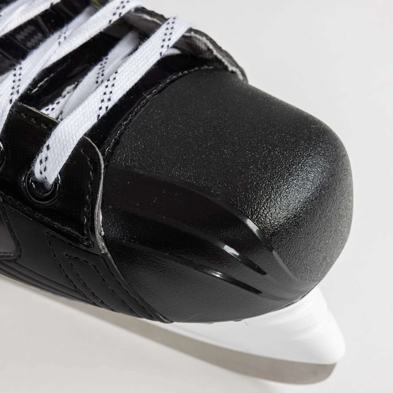 Bauer Vapor X3 Intermediate Hockey Skates 11 Bauer Vapor X3 Intermediate Hockey Skates - Image 9